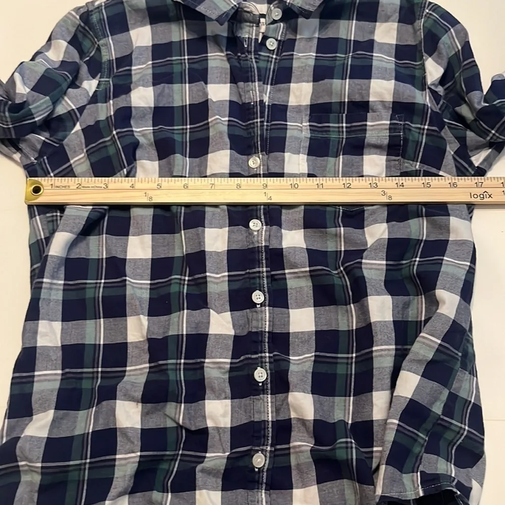 J. Crew Women's Flannel button-up Shirt in Boy Fit Size S
